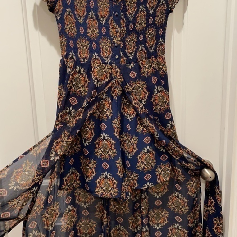 Smocked romper shorts with flowy panel skirt - Picture 3 of 5